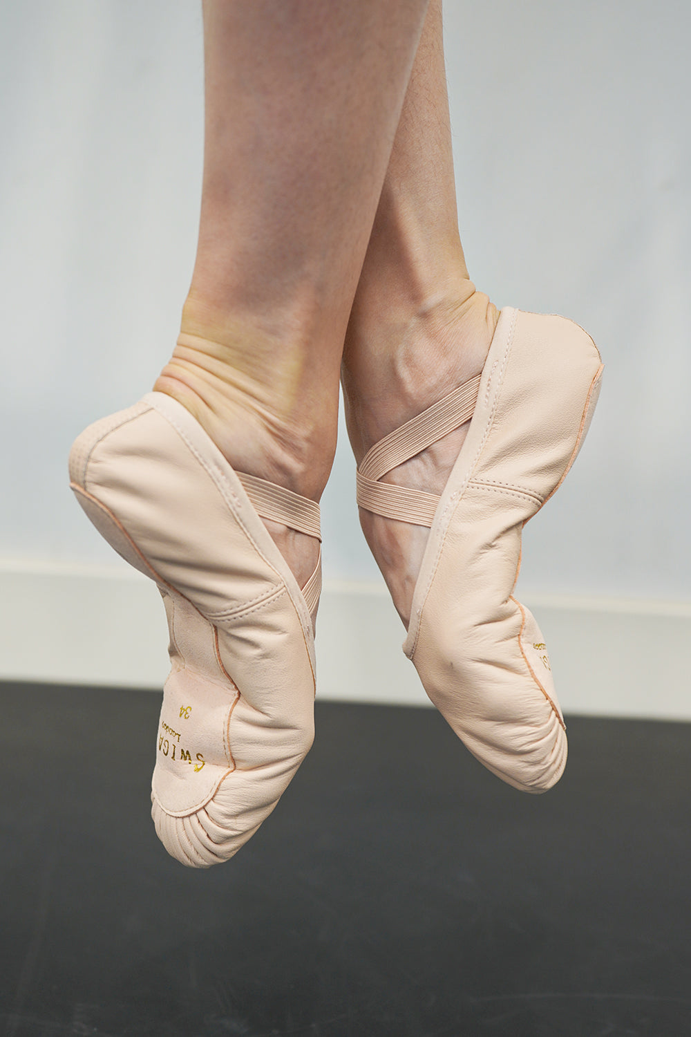 BL-9 Swiga Dance Shoes